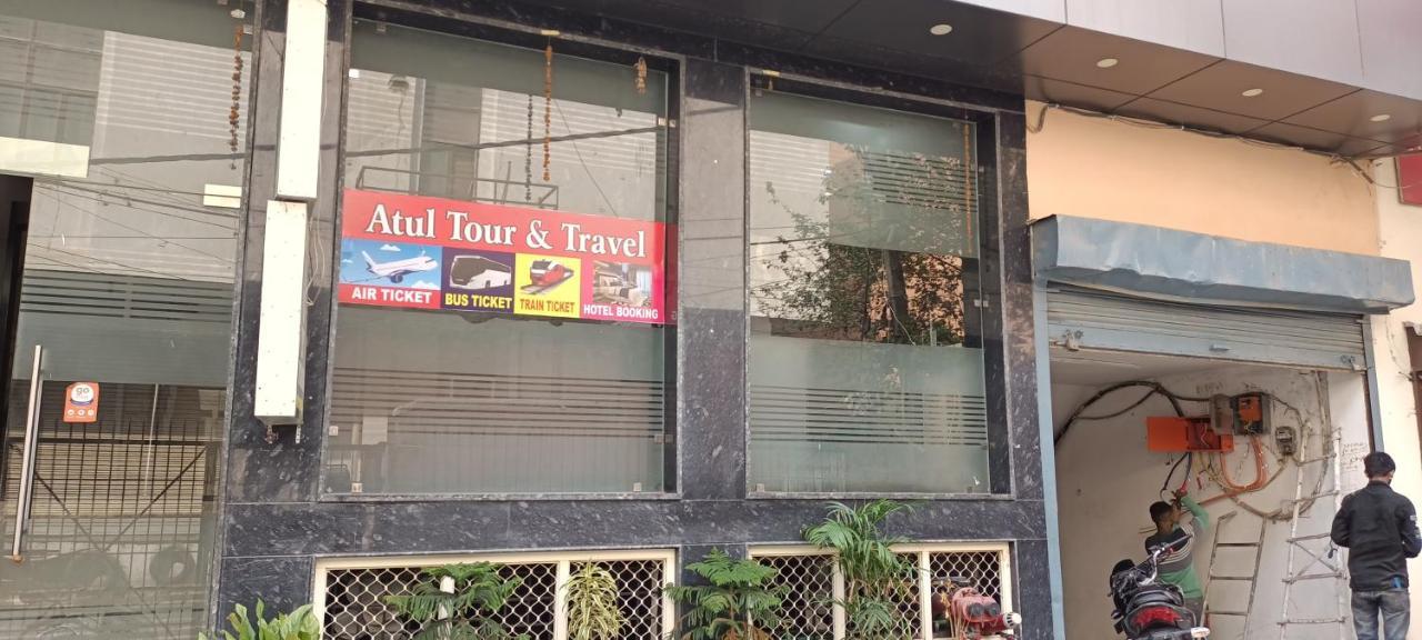 Hotel Ivy Plaza Luxury Neu-Delhi Exterior foto