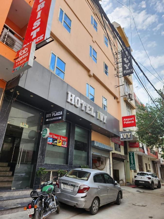 Hotel Ivy Plaza Luxury Neu-Delhi Exterior foto