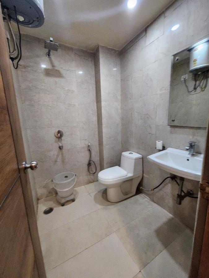 Hotel Ivy Plaza Luxury Neu-Delhi Exterior foto